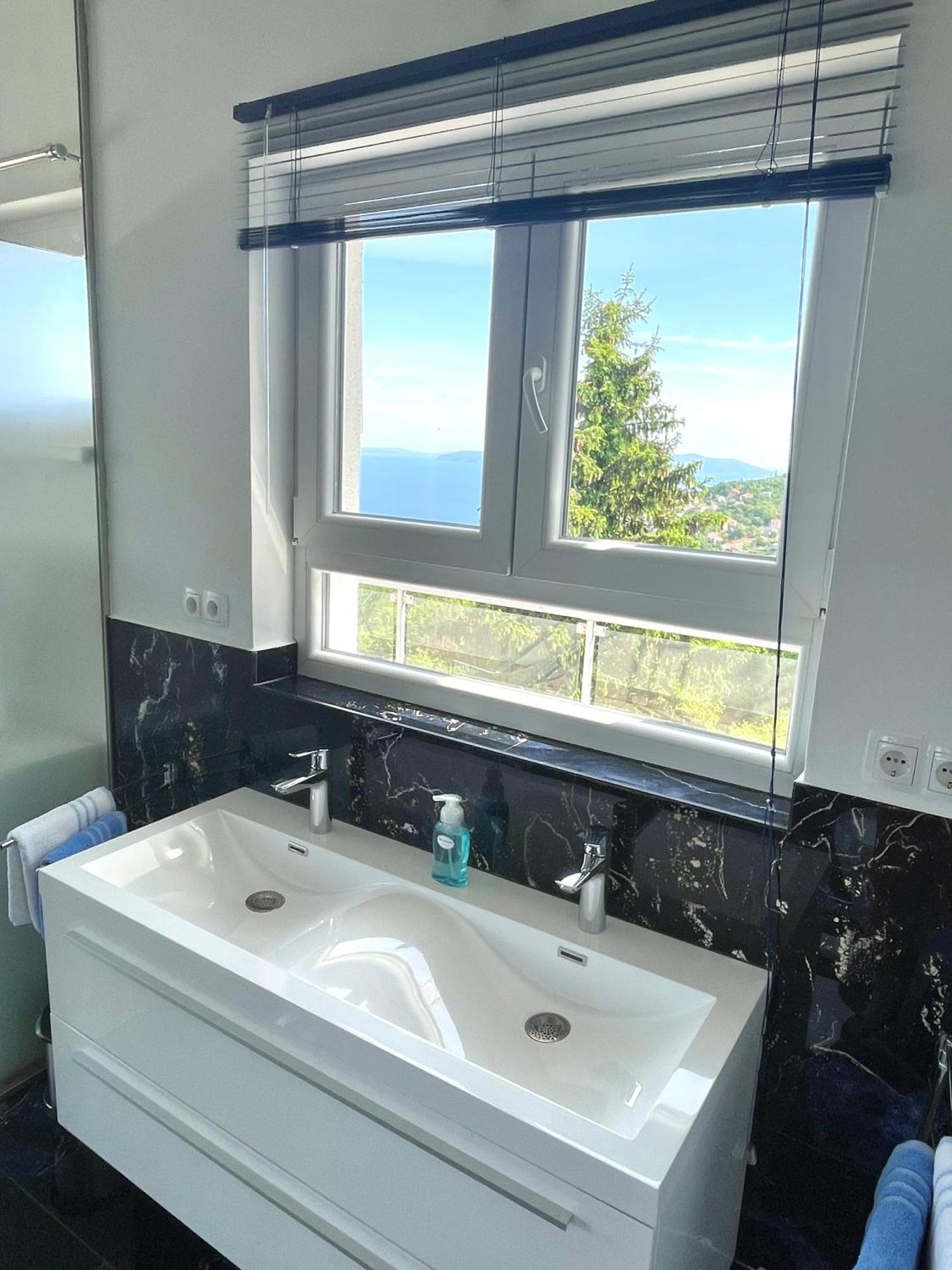 Luxury Villa Eternity - Marvelous Sea View - Box Spring Beds - Opatija-Poljane Bagian luar foto