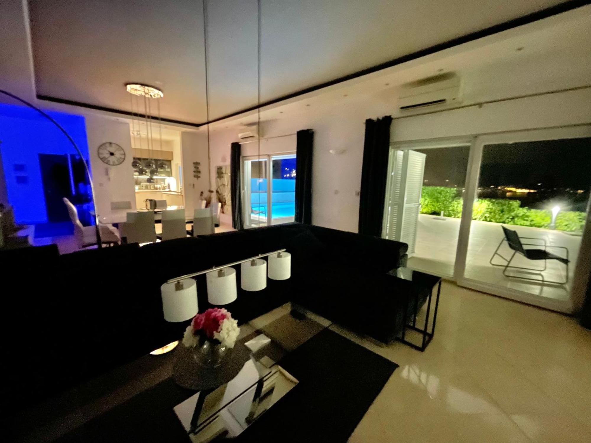 Luxury Villa Eternity - Marvelous Sea View - Box Spring Beds - Opatija-Poljane Bagian luar foto