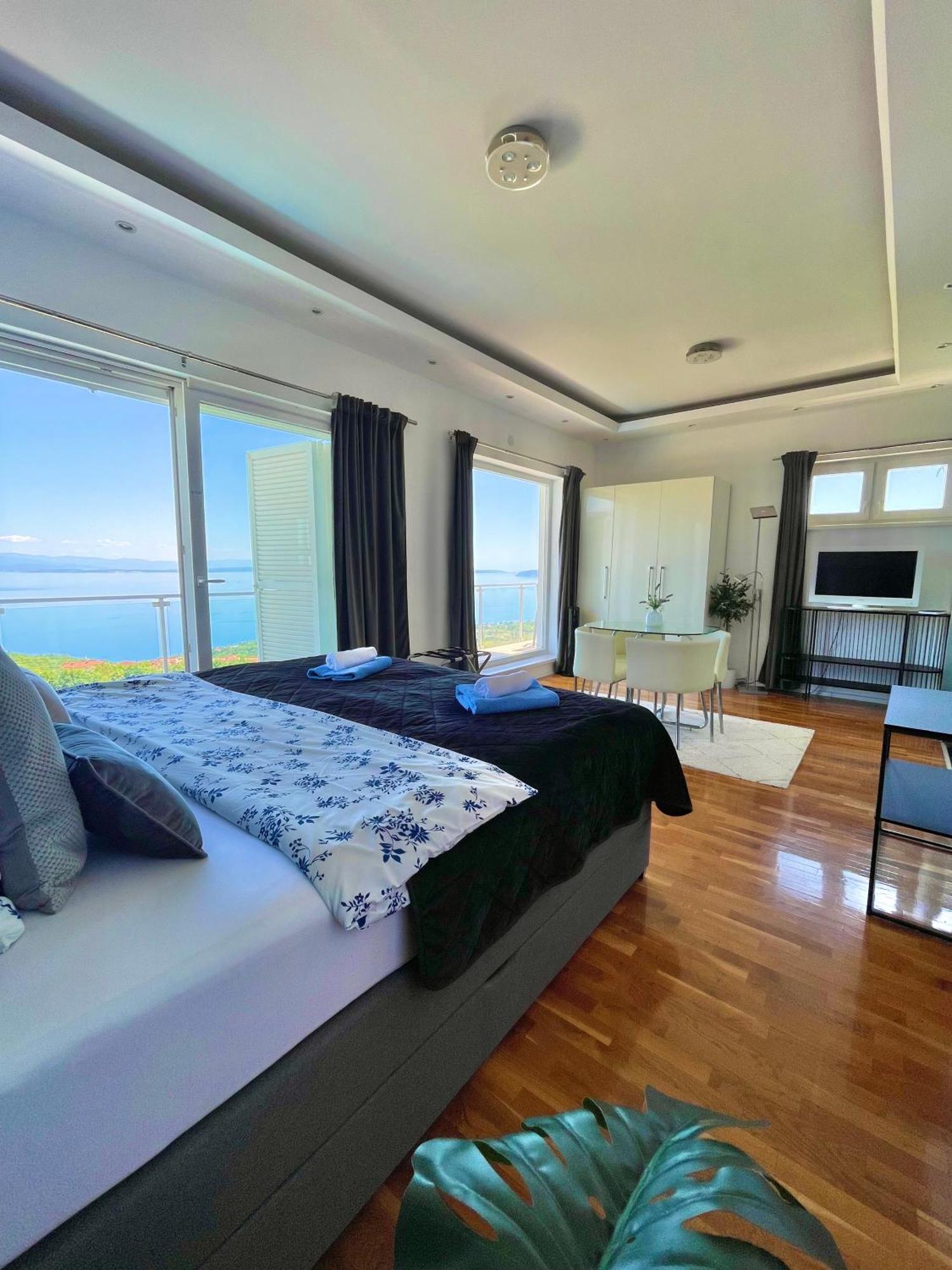 Luxury Villa Eternity - Marvelous Sea View - Box Spring Beds - Opatija-Poljane Bagian luar foto